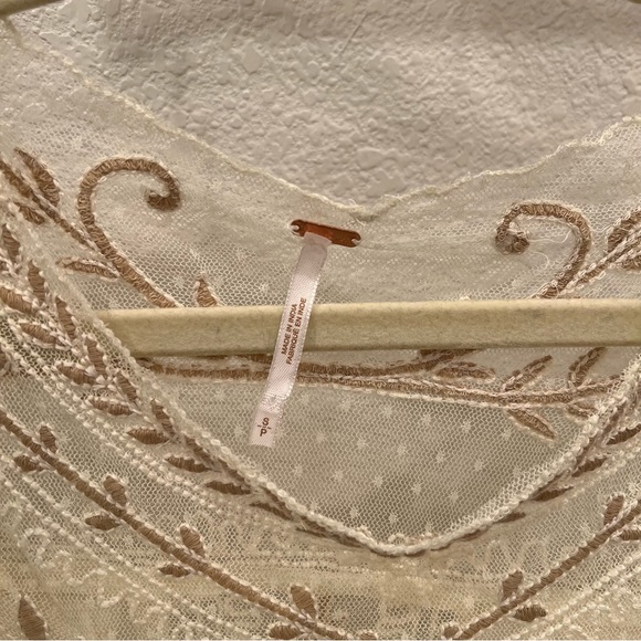 FREE PEOPLE Romantic JoJo Tee mixed Media Mesh Lace Long Sleeve Top - Picture 11 of 12